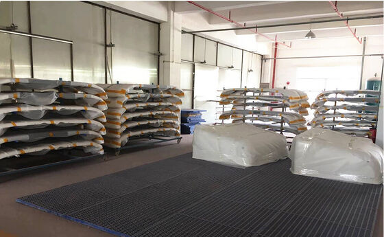 Carrosserie en FRP léger personnalisée conçue pour l'intérieur offrant une durabilité légère et des options de personnalisation des couleurs