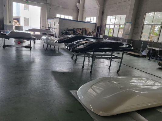 Boîtier en fibre de verre personnalisé avec résistance à la corrosion dans n'importe quelle couleur en option