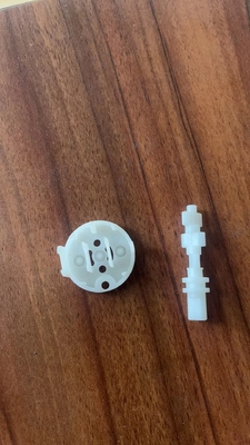 Moule d'injection en plastique personnalisé avec 1 cavité de moule et base de moule LKM