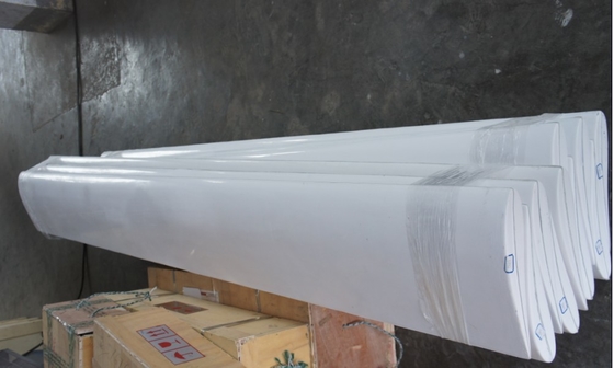 Blades d'éoliennes verticales renforcées de fibres de verre Technologie avancée pour une production d'énergie optimale