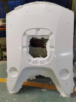 Procédé de stratification manuelle et assurance de la couverture du toit du bateau pour la CABINE du bateau en fibre de verre