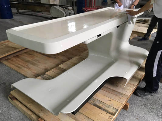 Moins de coûts de production et d'outillage SMC et technologie RTM avec des mesures strictes de contrôle en place et de contrôle