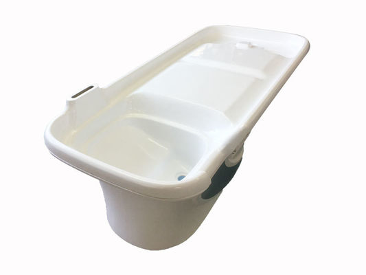 Moulage par compression et moulage par injection de coques médicales résistantes à la corrosion avec un rapport résistance/poids élevé