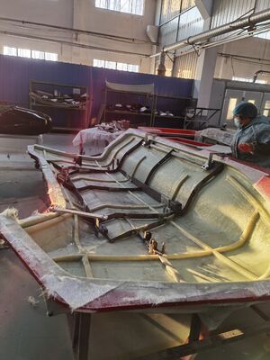 Panneau de carrosserie de camion en fibre de verre de haute durabilité Léger, facile à installer Idéal pour l'entretien et le remplacement de la flotte