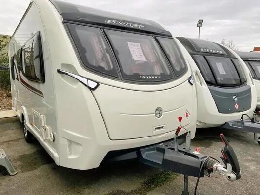Coque de camping-car monobloc pour camping-car et caravane. Coque de camping-car intégrée en fibre de verre, coque de camping-car à haute rigidité