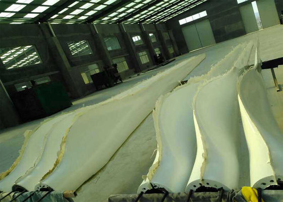 Pale d'éolienne légère en fibre de verre fabriquées en plastique renforcé de fibres pour un diamètre de rotor de 40 mètres
